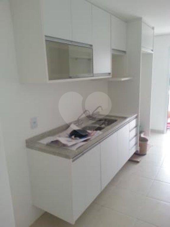Apartamento à venda com 3 quartos, sendo 1 suíte, em Chácara Pavoeiro, Cotia, SP