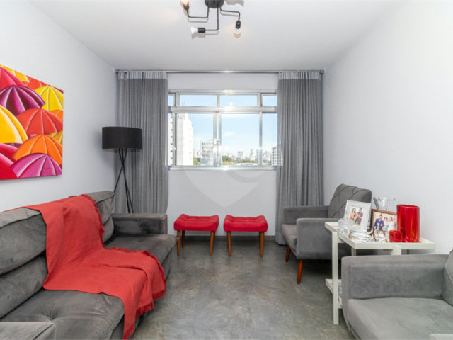 Apartamento à venda com 2 quartos em Moema, São Paulo, SP