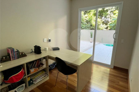 Casa à venda com 6 quartos, sendo 4 suítes,  no condomínio Estância Marambaia, Vinhedo - SP