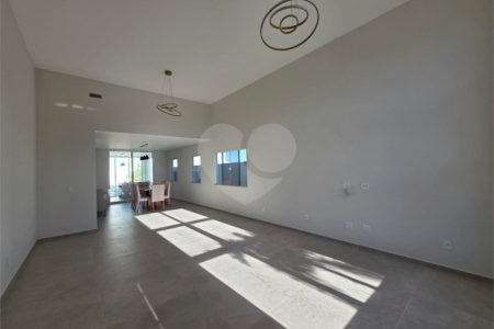 Casa em condomínio à venda com 3 quartos, sendo 1 suíte,  em Ogiva, Cabo Frio, RJ