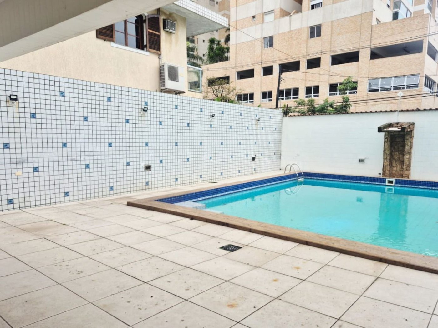 Casa com 4 dormitórios para alugar, 514 m² por R$ 20.934,21/mês - Ponta da Praia - Santos/SP