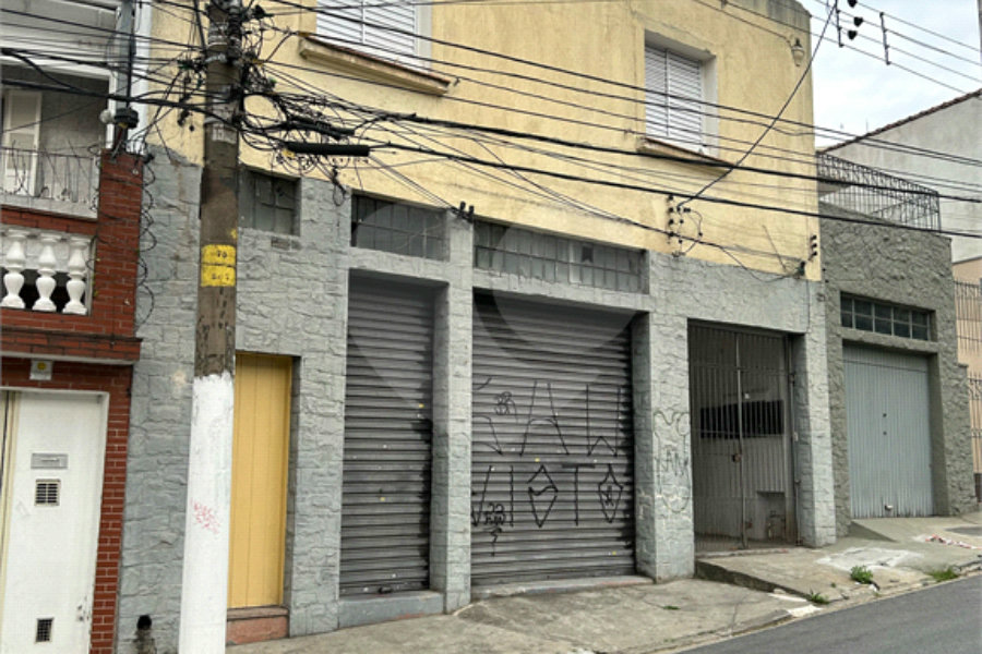 Sobrado à venda com 5 quartos, sendo 2 suítes, em Santana, São Paulo, SP