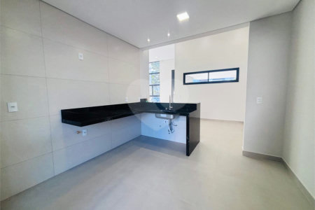 Casa à venda com 3 suítes no condomínio Residencial Chácara Ondina, Sorocaba - SP