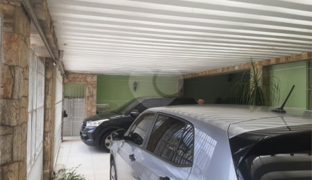 Sobrado à venda com 4 quartos, sendo 2 suítes,  em Tremembé, São Paulo, SP