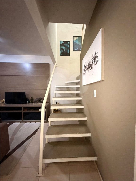 Casa à venda com 3 quartos, sendo 1 suíte, no condomínio Village Sarriá, Sorocaba - SP
