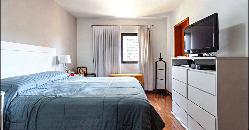 Apartamento à venda com 4 quartos, sendo 3 suítes, em Vila Sônia, São Paulo, SP