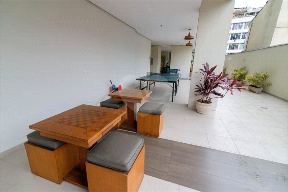 Apartamento à venda com 2 quartos, sendo 1 suíte, em Praça da Bandeira, Rio de Janeiro, RJ