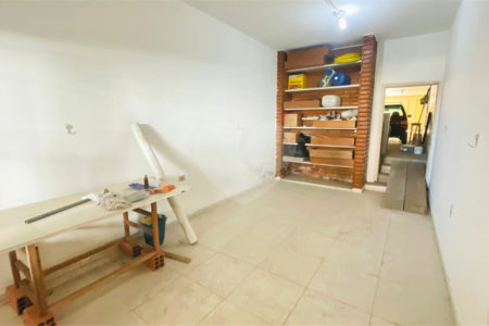 Casa à venda com 3 quartos, sendo 1 suíte, em Vila Carvalho, Sorocaba, SP