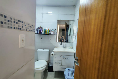 Apartamento à venda com 2 quartos em Vila Popular, Itapetininga, SP