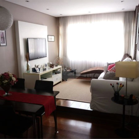 Apartamento à venda com 3 quartos, sendo 1 suíte, no Centro, Poá, SP