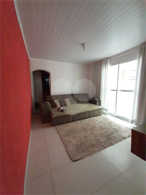 Casa Térrea à venda com 3 quartos em Recanto Feliz, Suzano, SP