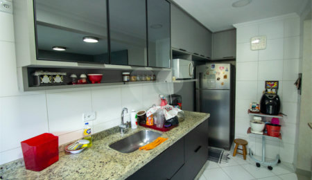 Apartamento à venda com 2 quartos, sendo 1 suíte, no Centro, São Roque, SP