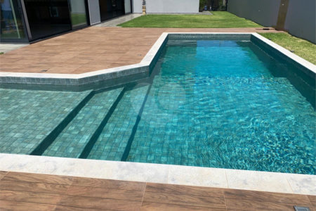 Casa à venda ou para alugar com 4 suítes no condomínio Campo de Toscana, Vinhedo - SP