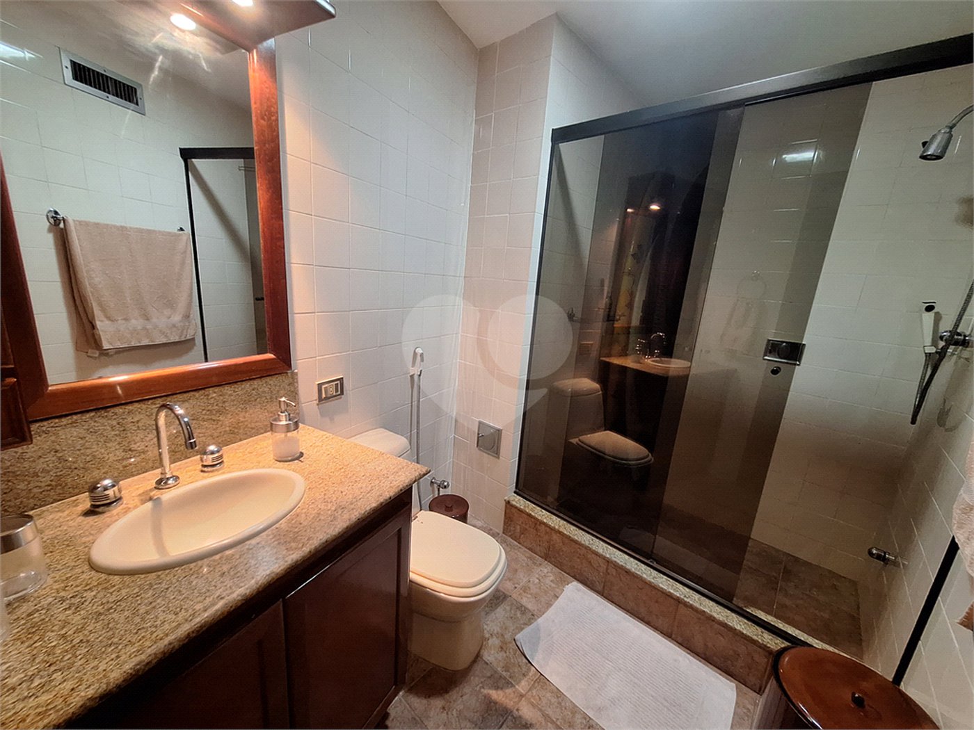 Apartamento à venda com 3 quartos, sendo 1 suíte, em Maracanã, Rio de Janeiro, RJ