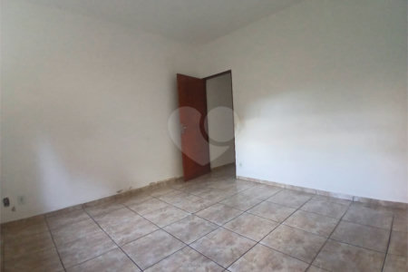 Casa à venda com 2 quartos em Jardim das Palmeiras, Atibaia, SP