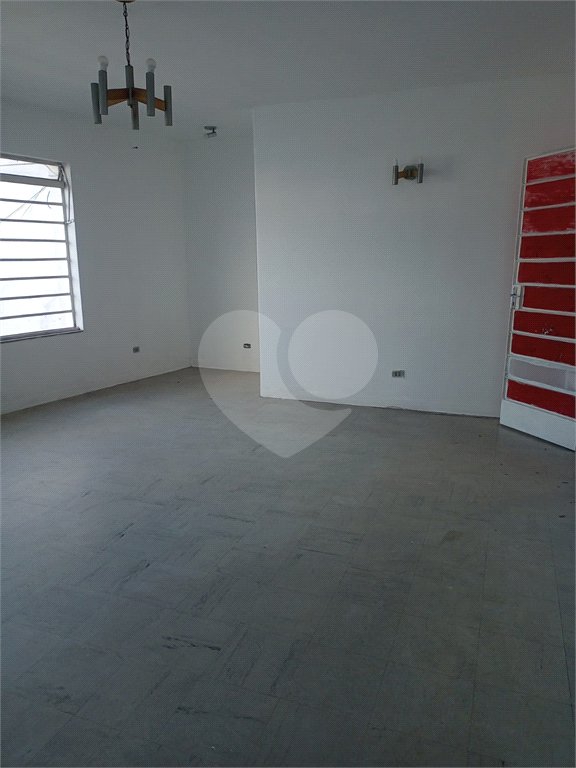 Sobrado à venda com 3 quartos em Vila Romana, São Paulo, SP