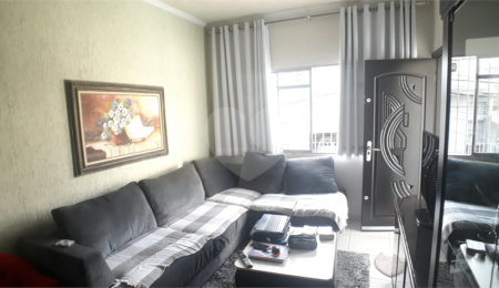 Casa Térrea à venda com 4 quartos, sendo 1 suíte,  em Vila Romero, São Paulo, SP