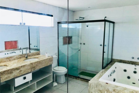Casa para alugar com 5 quartos, sendo 4 suítes, em Marina, Armação dos Búzios, RJ
