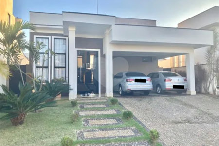 Casa à venda com 3 suítes no condomínio Terras do Cancioneiro, Paulínia - SP
