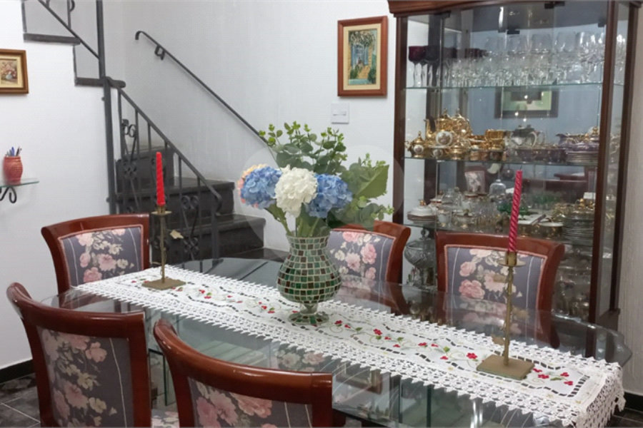 Sobrado à venda com 3 quartos em Santana, São Paulo, SP