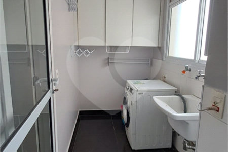 Apartamento à venda com 3 quartos, sendo 1 suíte,  no Centro, São Bernardo do Campo, SP