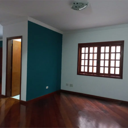 Sobrado à venda com 4 quartos, sendo 3 suítes,  em Cidade São Francisco, São Paulo, SP