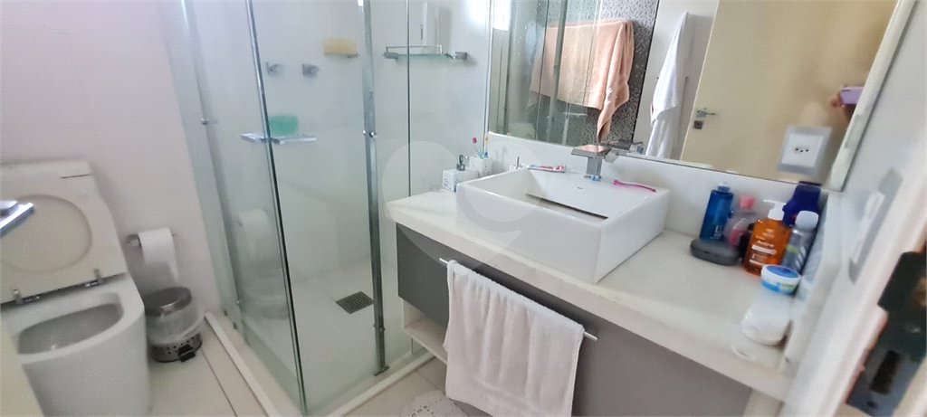 Sobrado à venda com 4 quartos, sendo 1 suíte, em Jabaquara, São Paulo, SP