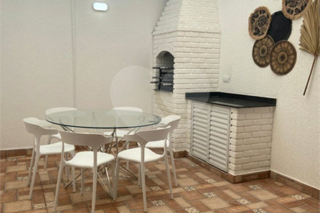 Sobrado à venda com 3 quartos, sendo 1 suíte,  em Vila Pires, Santo André, SP