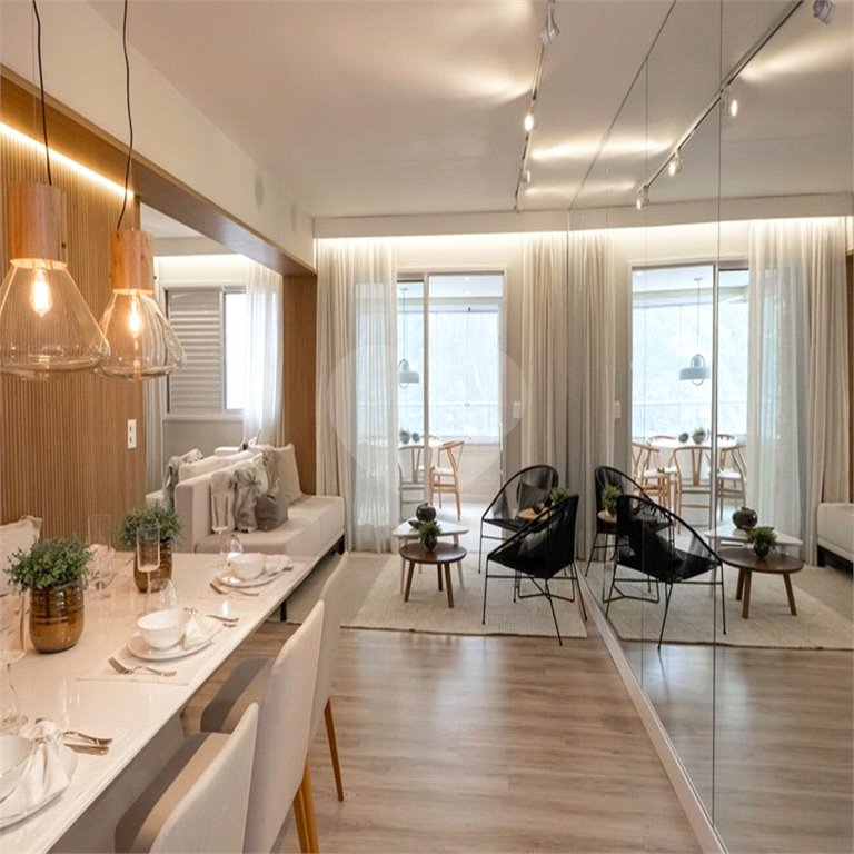 Apartamento à venda com 2 quartos, sendo 1 suíte,  em Campo Grande, São Paulo, SP