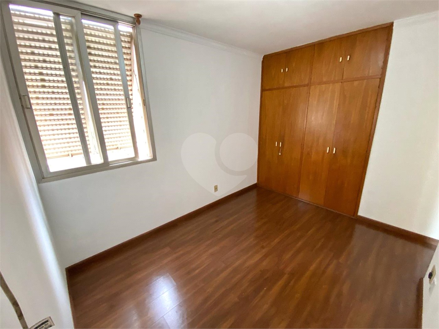 Apartamento à venda com 2 quartos, sendo 1 suíte, no Centro, Ribeirão Preto, SP