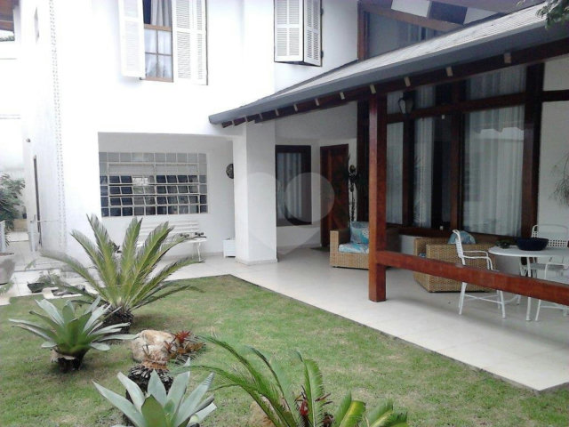 Sobrado à venda com 3 quartos, sendo 1 suíte, em Jardim Franca, Guarulhos, SP