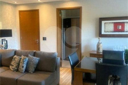 Apartamento à venda com 3 quartos, sendo 1 suíte, no Centro, Vinhedo, SP