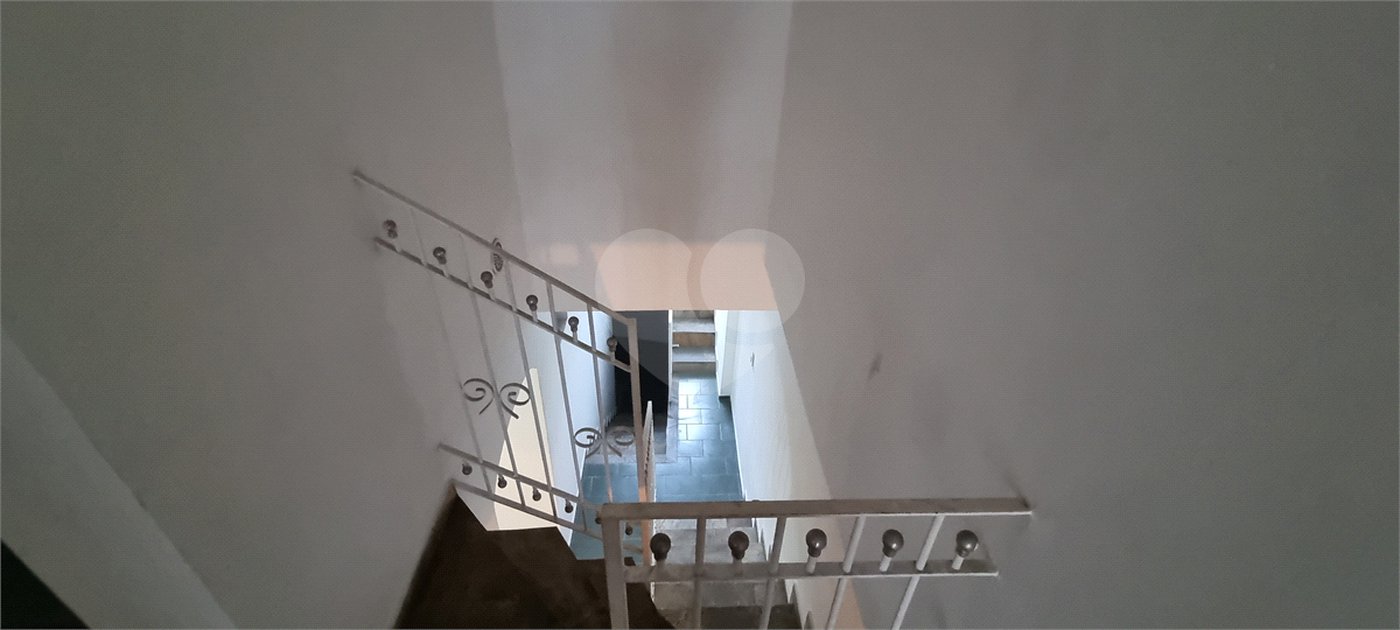 Casa à venda com 3 quartos, sendo 1 suíte,  em Jardim Rosa Maria, São Paulo, SP