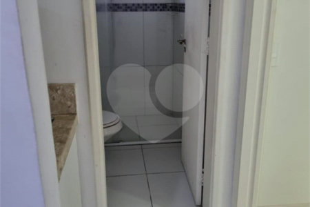 Flat à venda com 1 suíte em Moema, São Paulo, SP
