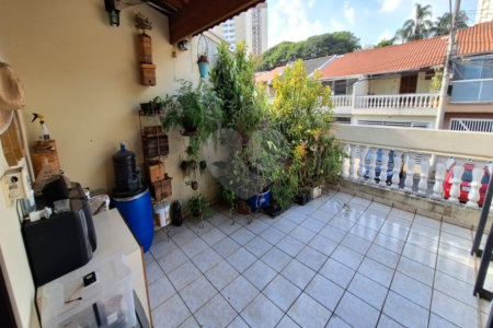 Casa à venda com 3 quartos, sendo 1 suíte,  no condomínio Conjunto Residencial Independencia, São Paulo - SP