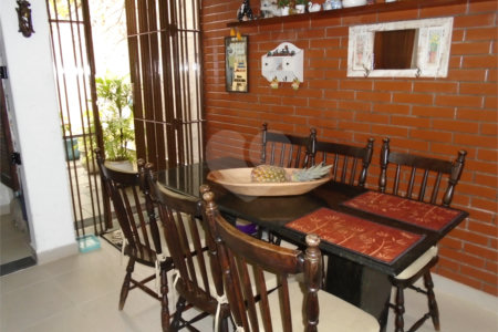 Casa Térrea à venda com 3 quartos, sendo 1 suíte,  em Alto da Boa Vista, São Paulo, SP