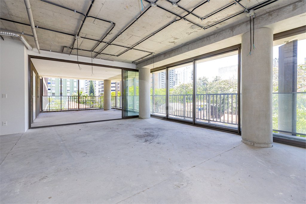 Apartamento à venda com 3 suítes em Itaim Bibi, São Paulo, SP