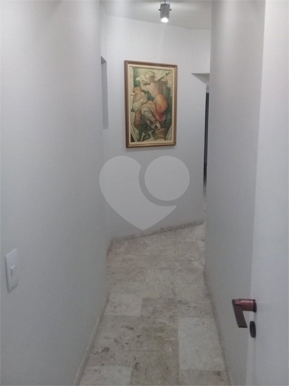 Triplex à venda ou para alugar com 4 suítes em Enseada, Guarujá, SP