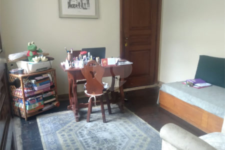 Casa à venda com 4 quartos, sendo 1 suíte, em Tijuca, Rio de Janeiro, RJ