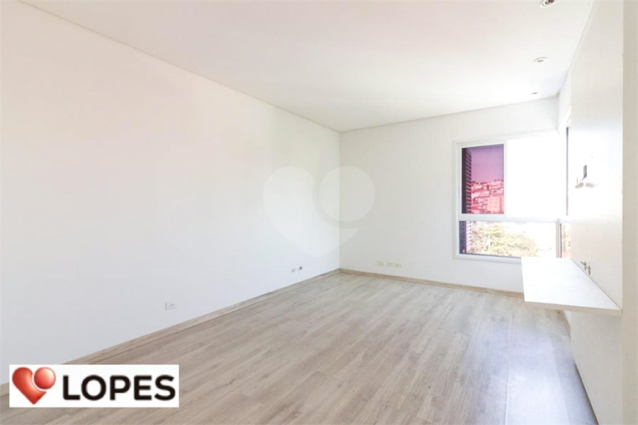 Casa à venda com 3 suítes em Santana, São Paulo, SP