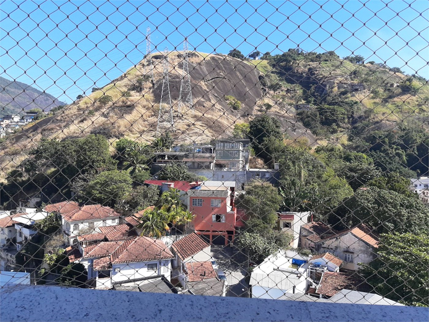 Cobertura à venda com 3 quartos, sendo 2 suítes,  em Tijuca, Rio de Janeiro, RJ
