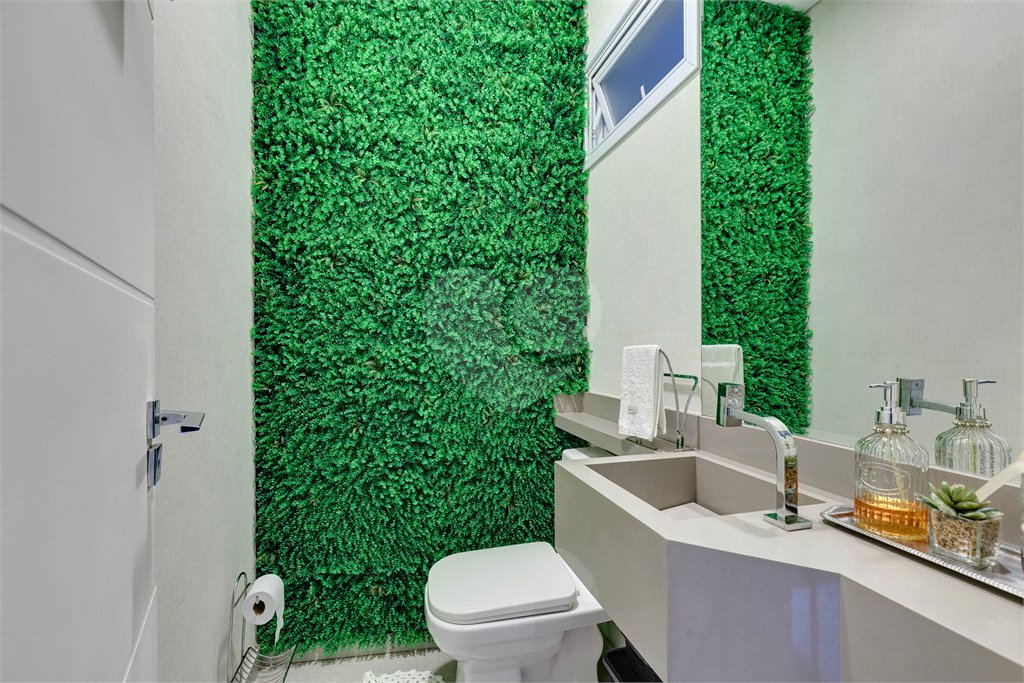 Sobrado à venda com 4 suítes em Chácara Flora, São Paulo, SP