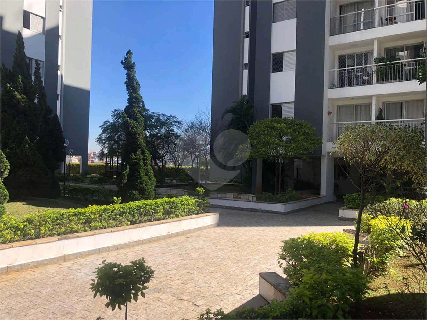 Apartamento à venda com 3 quartos, sendo 1 suíte, em Jardim Mariliza, São Paulo, SP