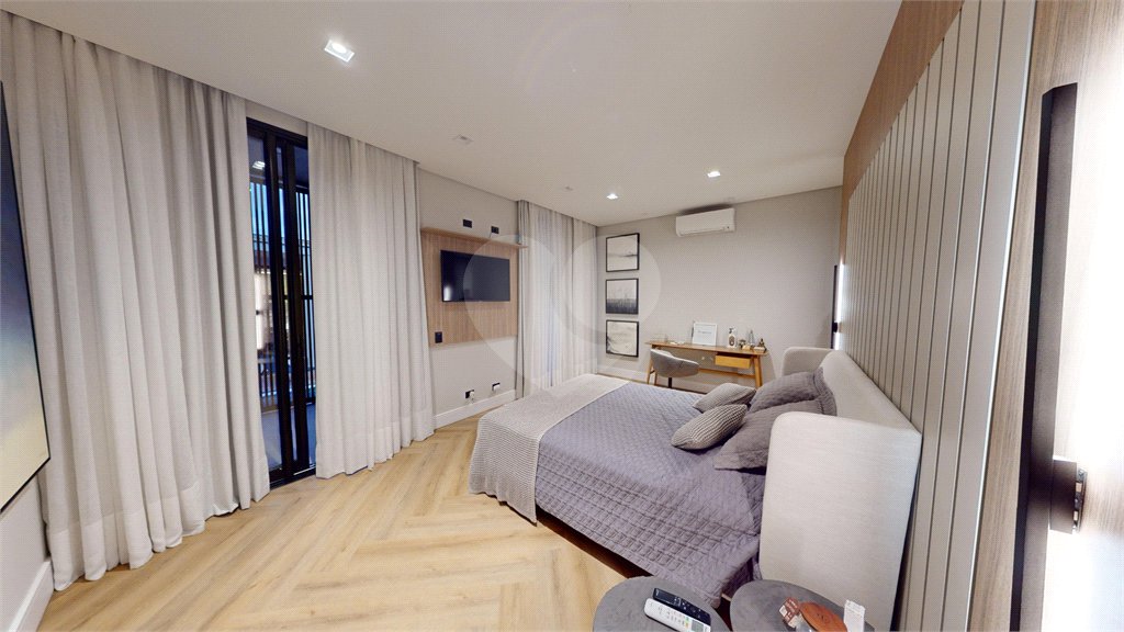 Terreno à venda com 4 suítes no condomínio Residencial Jequitiba, Jacareí - SP