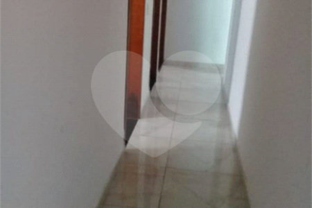 Casa à venda com 4 quartos, sendo 1 suíte, em Parque Santa Rosa, Suzano, SP