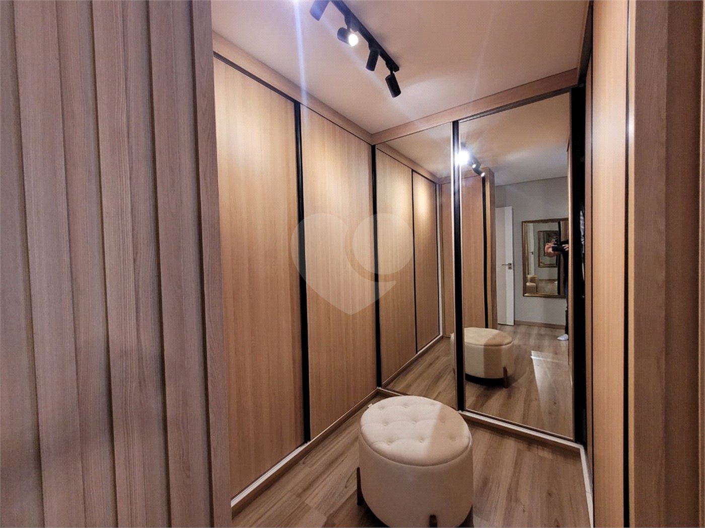 Apartamento à venda com 3 suítes em Parque Campolim, Sorocaba, SP