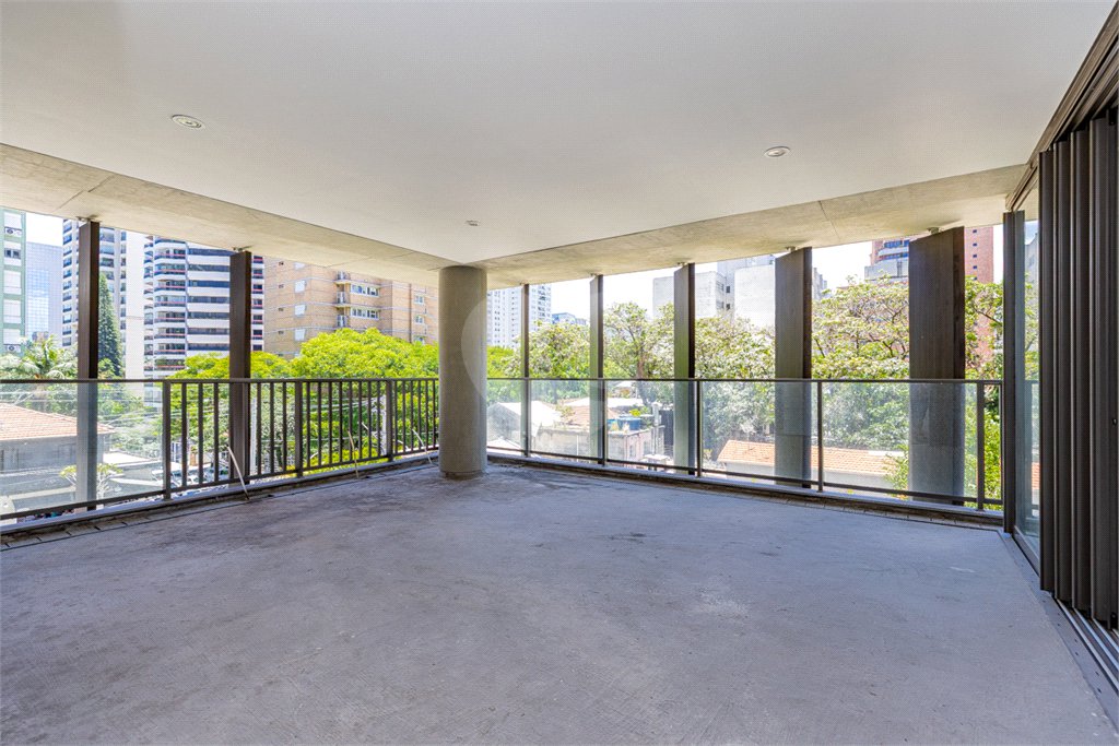 Apartamento à venda com 3 suítes em Itaim Bibi, São Paulo, SP