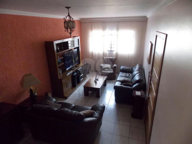 Sobrado à venda com 3 quartos, sendo 1 suíte,  em Vila Nova Mazzei, São Paulo, SP