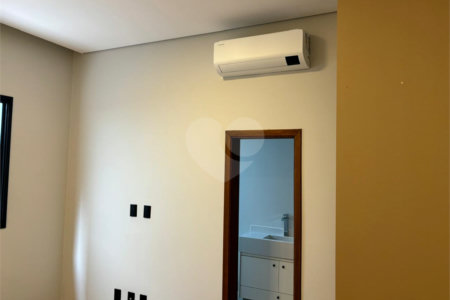 Casa à venda com 4 suítes no condomínio Residencial Costa das Areias, Salto - SP