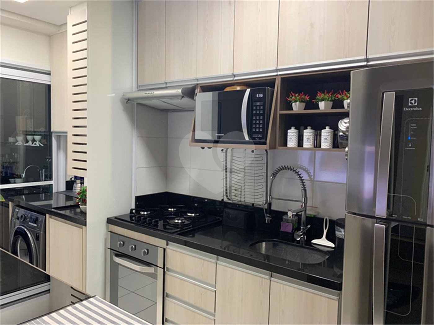 Apartamento à venda com 2 quartos, sendo 1 suíte,  em Fazenda Morumbi, São Paulo, SP